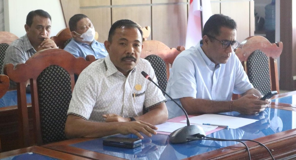 Sikapi Isu Pembangunan Bandara Bali Utara, Pimpinan DPRD Buleleng Terima Audiensi Aliansi Mahasiswa Cipayung Plus
