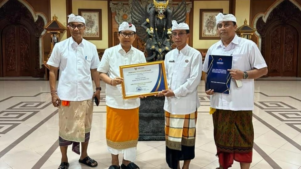 Dinas Sosial Badung Raih Opini Kualitas Tertinggi Tanpa Maladministrasi, Bupati Adi Arnawa Beri Penghargaan