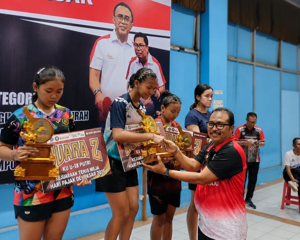 Turnamen Tenis Meja Hari Pajak Resmi Ditutup, Desa Tegal Kertha Dan Desa Sumerta Kaja Jadi Juara
