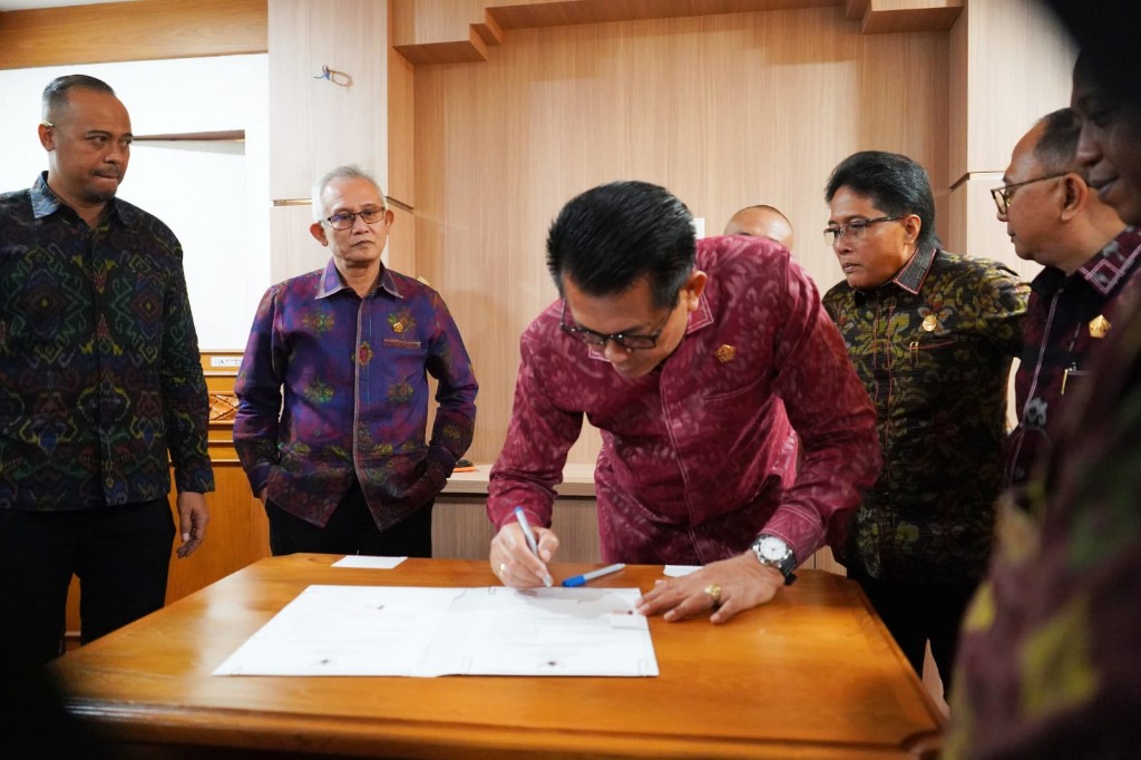 DPRD Bali Setujui Raperda Pertanggungjawaban APBD 2025, Wagub Bali Bacakan Pendapat Akhir Gubernur 