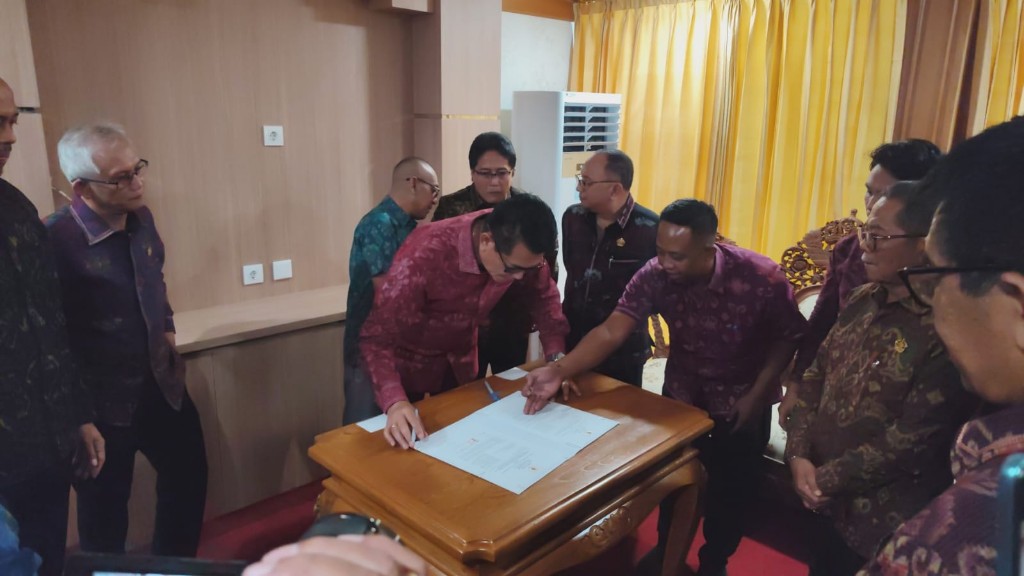 DPRD dan Pemprov Bali Sepakati Bersama Raperda Pertanggungjawaban APBD 2025, Surplus Rp493 Miliar dan Beri 8 Rekomendasi Strategis