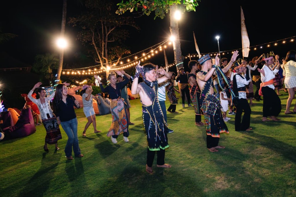 Sinergi Dua Destinasi Ikonik Kuta, KUTAKITA Sundown Week Hadirkan Perayaan Seni, Budaya, dan Kuliner Tepi Pantai