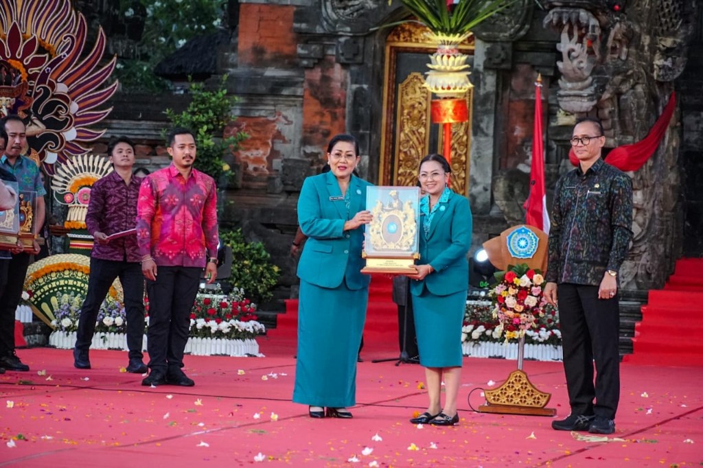 TP PKK Badung Borong Prestasi di HKG PKK Ke-54 Bali