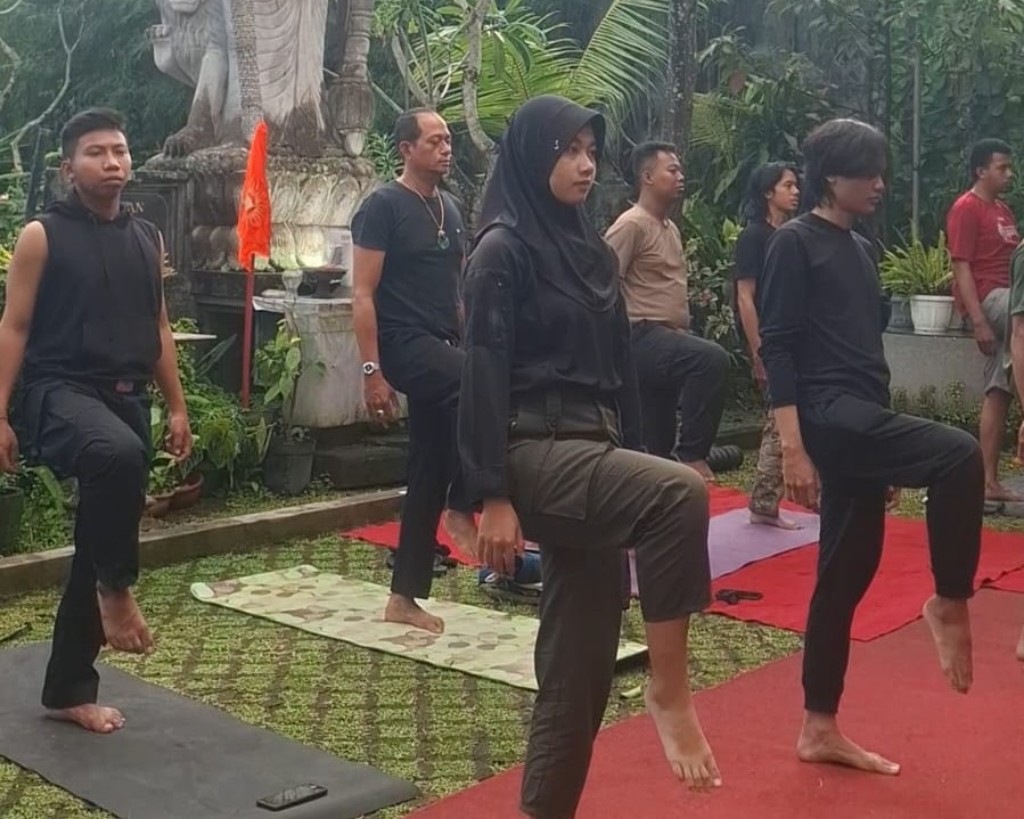 Sanatan Kriya di Taman Shiva Loka, Bangun Keseimbangan Diri dan Karakter Generasi Muda