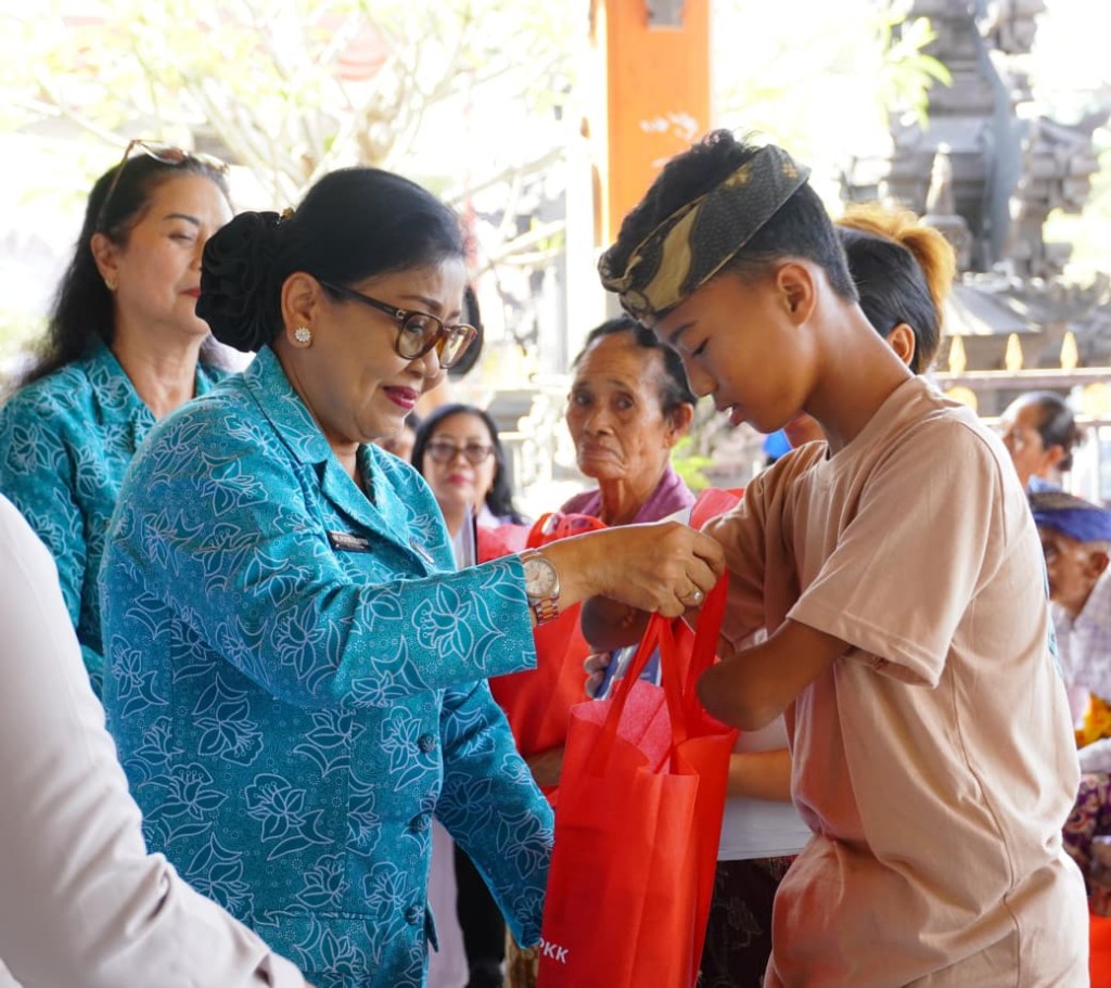 Putri Koster Ajak Masyarakat Dukung Pembangunan, Ketahanan Pangan, dan Kepedulian Sosial