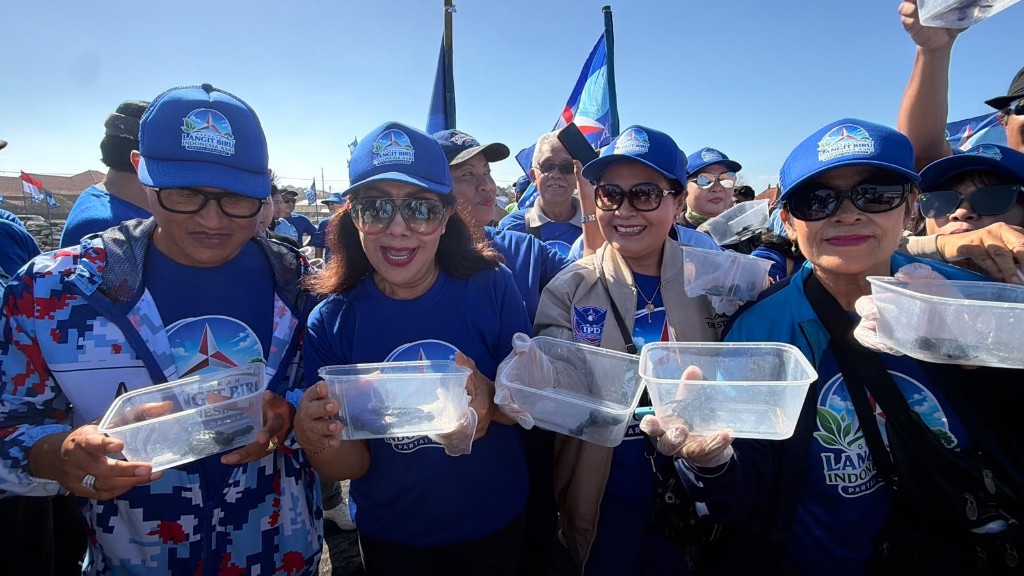 Gelar Gerakan Langit Biru di Gianyar, Tutik Kusuma Wardhani Imbau Kader Demokrat Makin Dekat dengan Rakyat