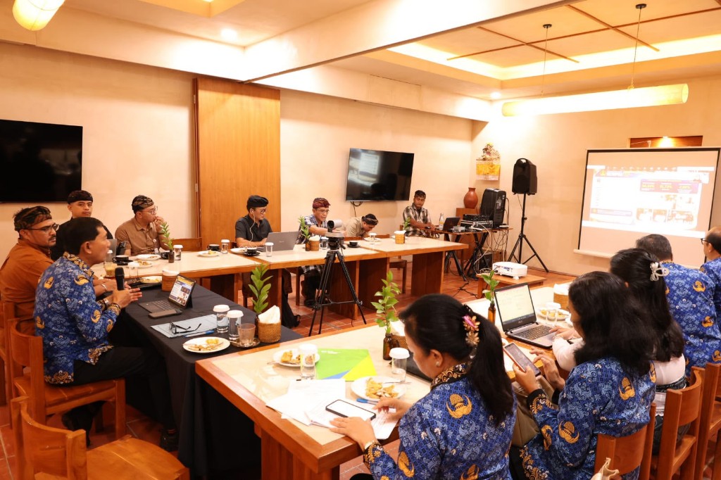 Angkat Inovasi Sembagi Arutala Sekda Kota Denpasar Jadi Narasumber Webinar Nasional KORPRI Berbagi