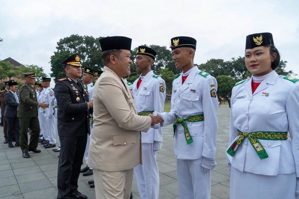 Bupati Bangli Kukuhkan Putra-Putri Paskibraka Kabupaten Bangli Tahun 2026