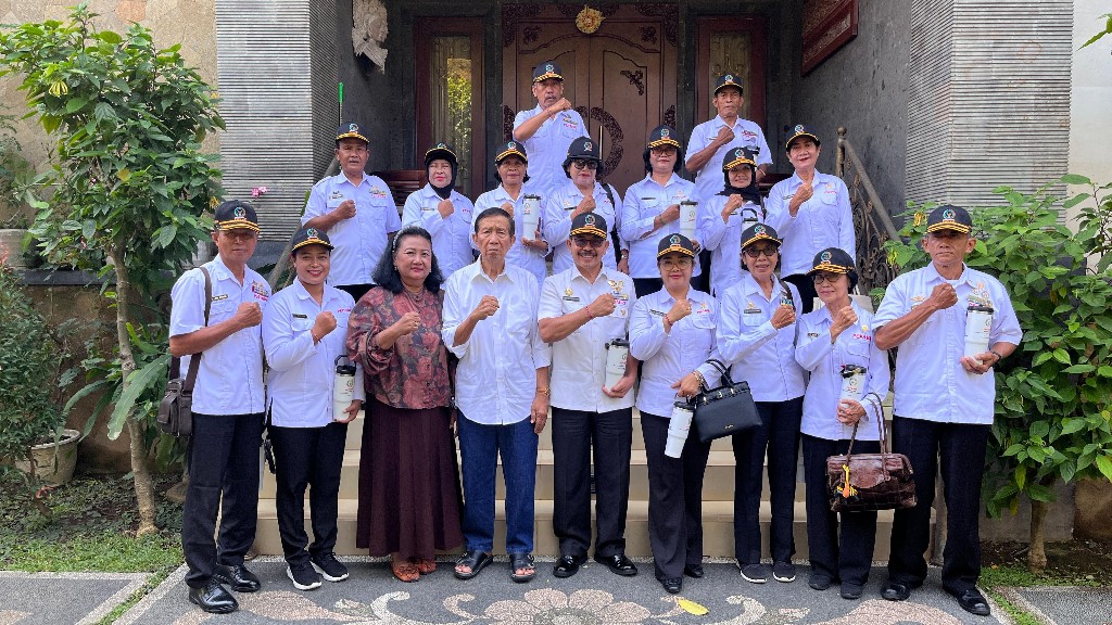 Peringati HUT ke-67, Mangku Pastika Apresiasi Kekompakan PEPABRI Bali