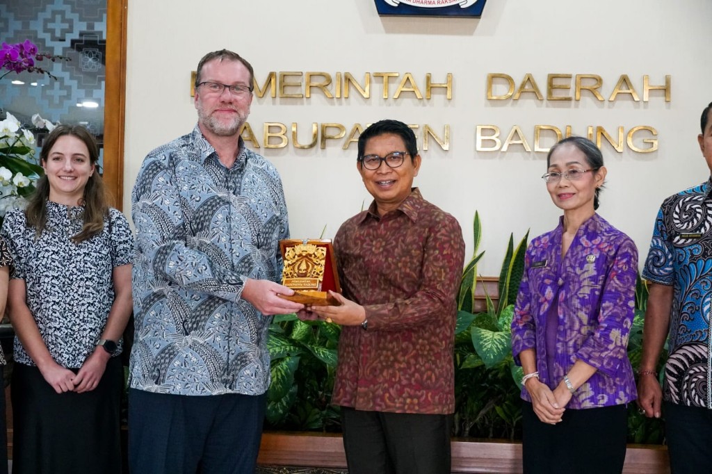 Bupati Adi Arnawa Jajaki Dukungan Inggris Atasi Kemacetan dan Wujudkan Transportasi Hijau di Badung