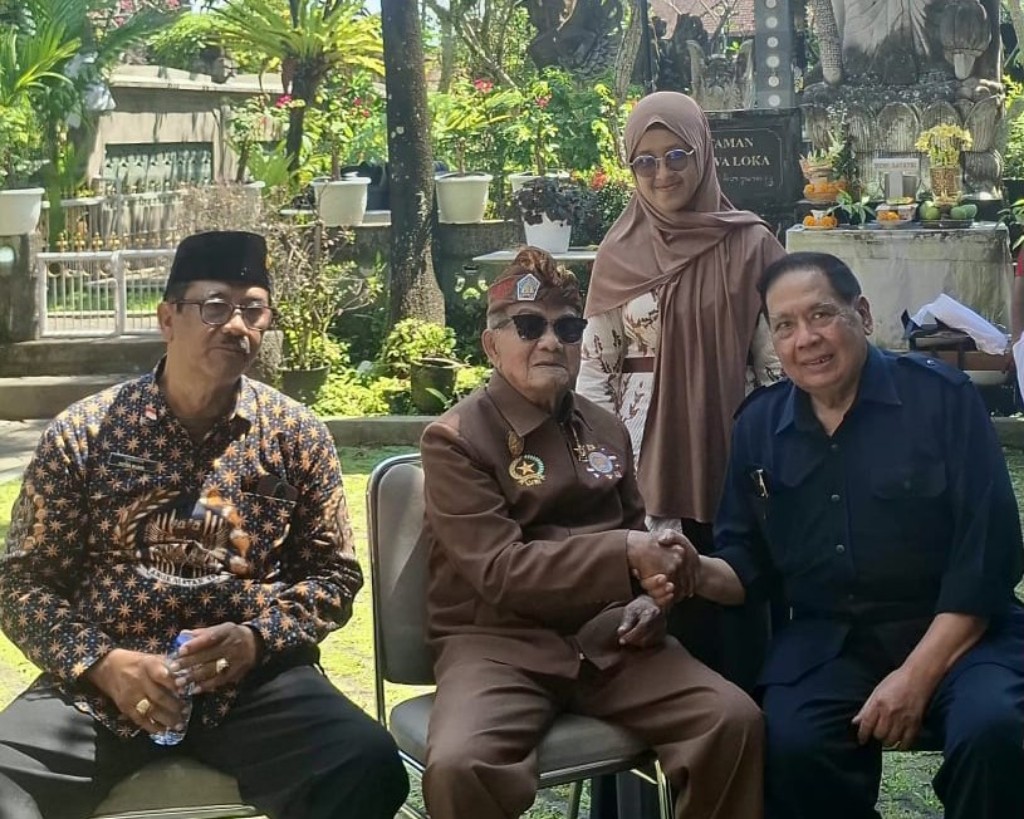 Dokumentasi dari - 𝗡𝗮𝗳𝗮𝘀 𝗝𝗲𝗷𝗮𝗸 𝗱𝗶 𝗕𝗮𝗻𝗴𝘀𝗮𝗹
