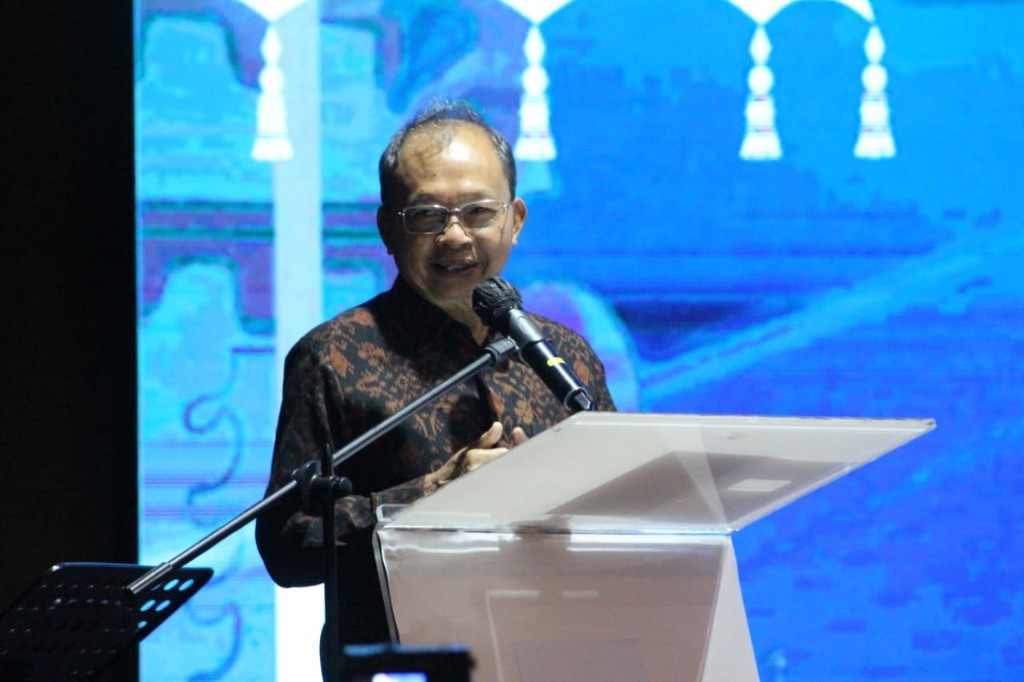 Gubernur Bali Wayan Koster Hadiri Pelantikan Pengurus Dewan Pimpinan Cabang (DPC) PERADI SAI (Suara Advokat Indonesia) Denpasar