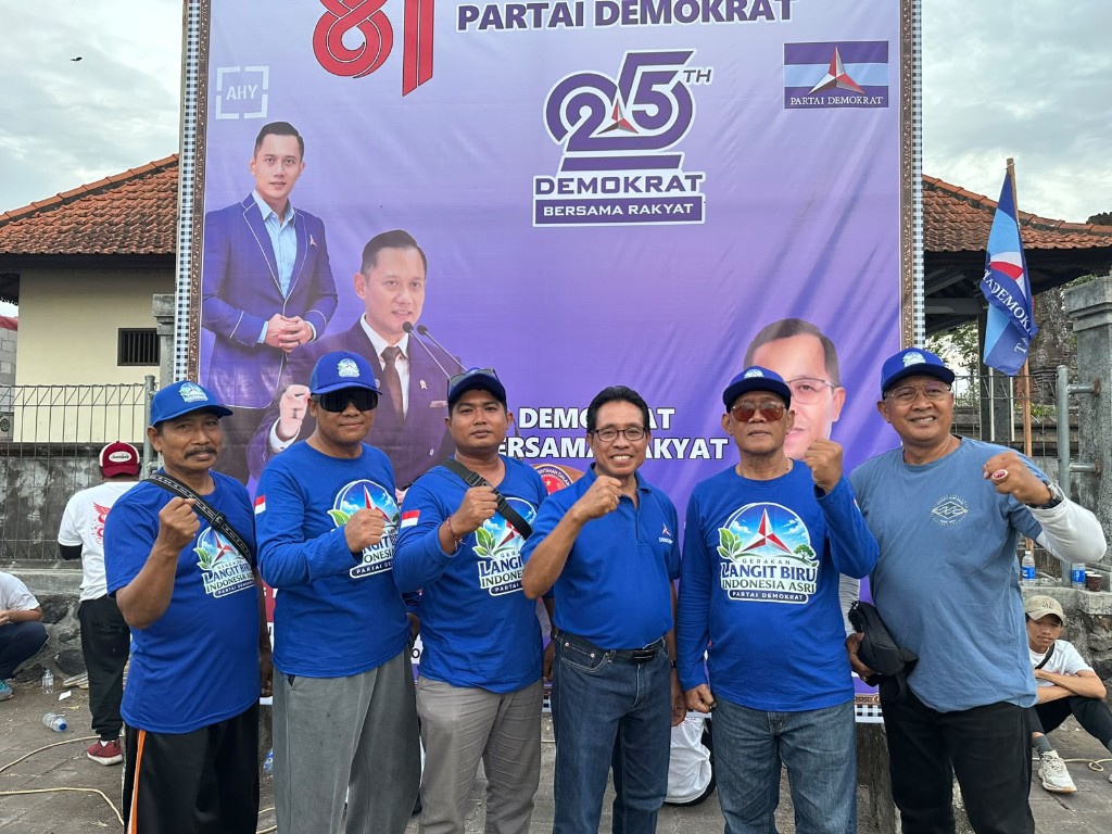 Semarak HUT ke-25 Demokrat, Made Sunarta Ajak Warga Badung Kompak Lewat Jalan Sehat dan Lomba Rakyat