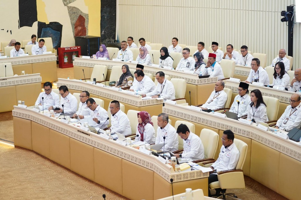 Perdana RDP dengan Komisi II DPR RI, Ombudsman Ungkap 6.074 Laporan Masyarakat Telah Diselesaikan