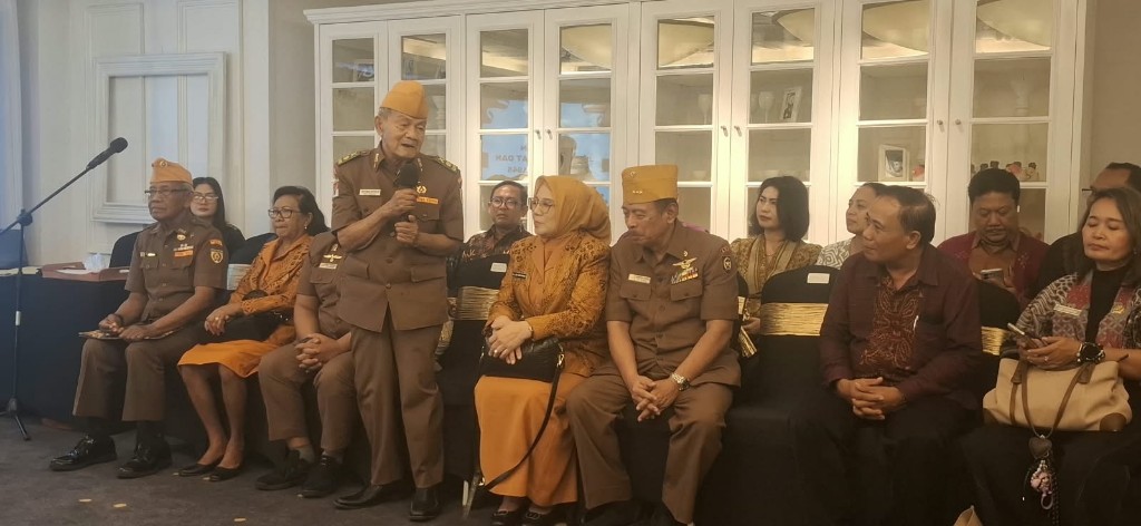 LVRI Pusat Tutup Sosialisasi JSN 45 untuk Guru SMA/SMK Se-Bali