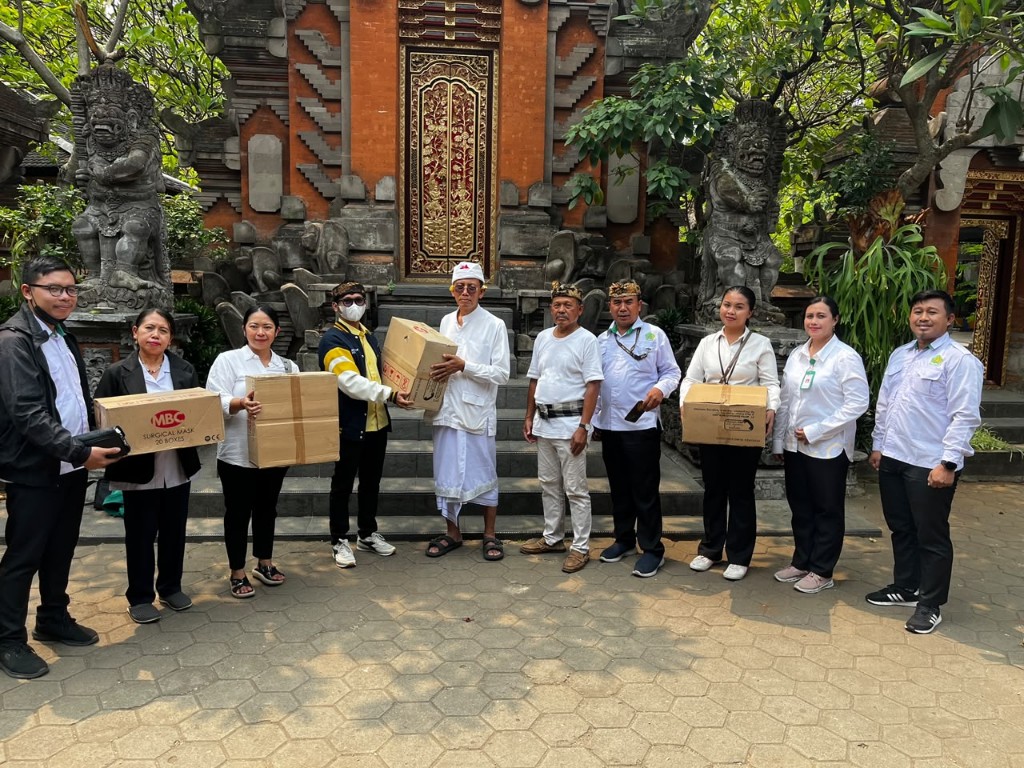 Antisipasi Dampak Abu Vulkanik, DPN Peradah Indonesia Bagikan Masker Medis di Jakarta Hingga Lampung