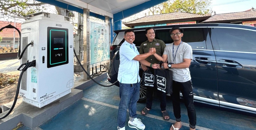 Dedikasi Hari Pelanggan Nasional 2026, PLN Pastikan SPKLU Andal di Gerbang Bali