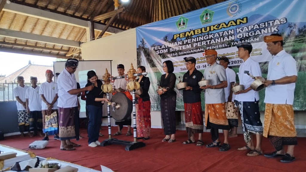 Bupati Tabanan Resmi Buka Pelatihan Pertanian Organik di Desa Senganan, Kembalikan Pertanian Organik Ramah Lingkungan