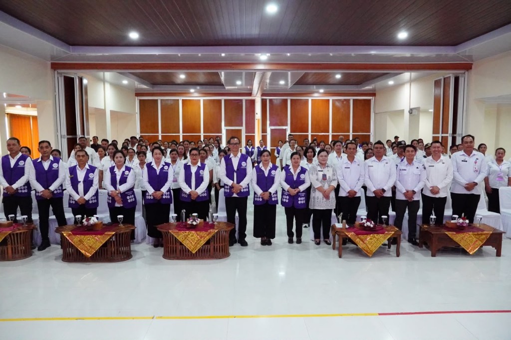 Dari Kesehatan Hingga Sosial, Ny. Putri Koster Dorong Posyandu Perkuat Pelayanan Masyarakat