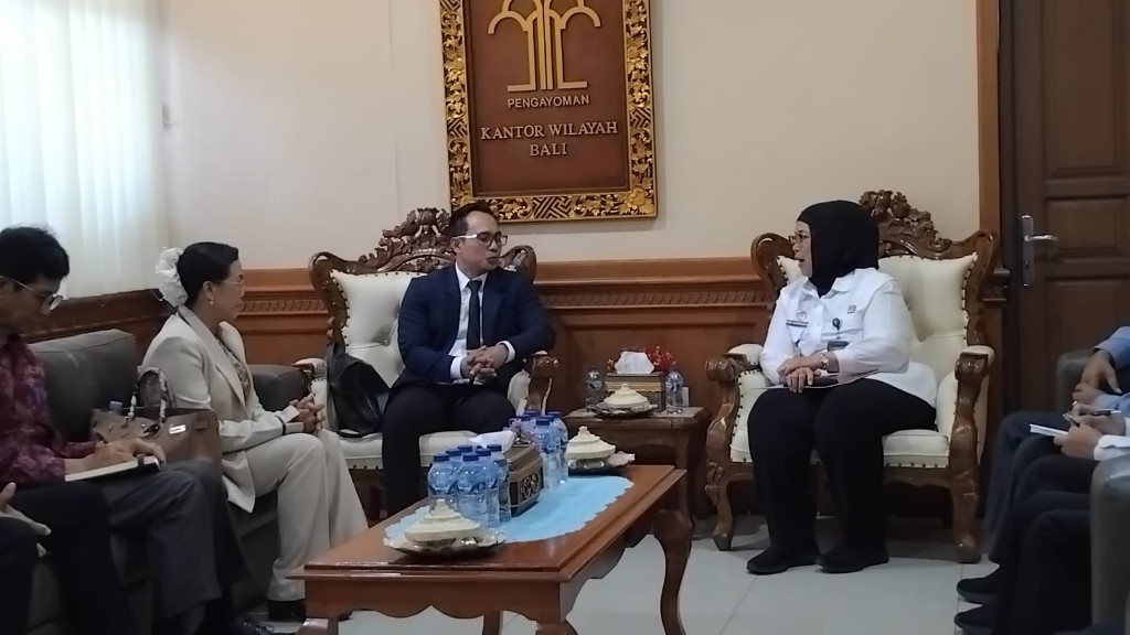 Pertemuan Kanwil Kemenkum Bali - DPC PERADI SAI di Ruang Arjuna, Perkuat Bantuan Hukum Pro Bono Perluas Akses Keadilan