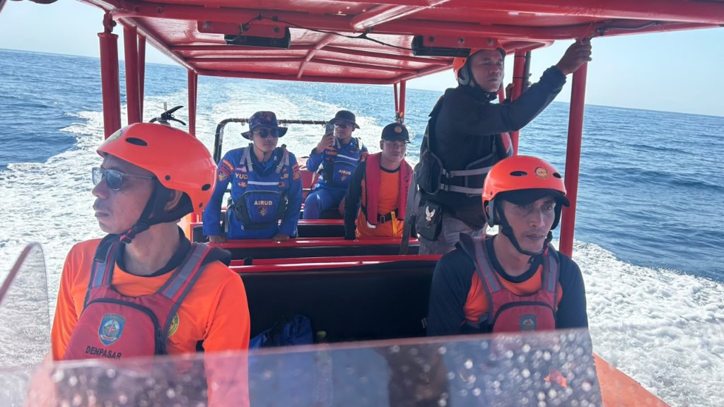 Sempat Hilang Lima Hari, Tiga POB Speed Boat BALIMAN Ditemukan Selamat di Pantai Puger