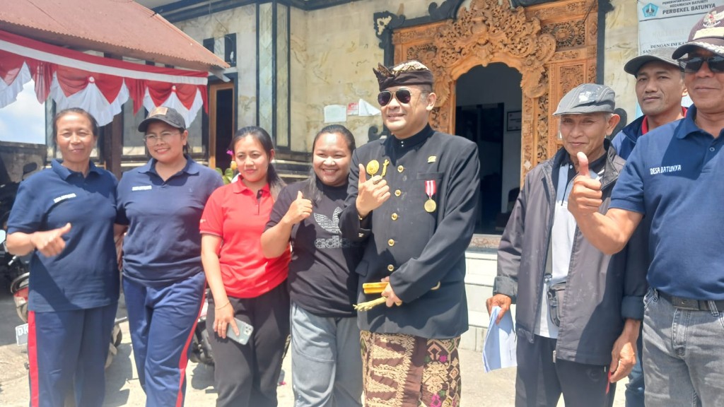 Dokumentasi dari - Arya Wedakarna Kunjungi Desa Batunya, Bahas Kasus Amuk Massa di Baturiti Soal Dugaan Pencurian Ayam