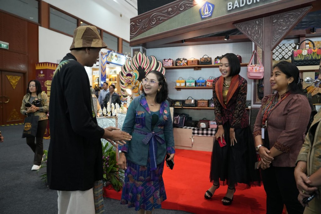 Dekranasda Badung Tampilkan Produk Unggulan di Kriyanusa 2026, Penjualan Capai Rp32 Juta