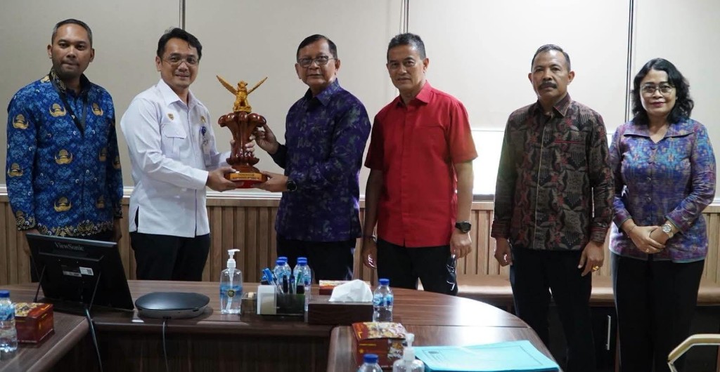 Bupati dan Wabup Buleleng Perjuangkan Bantuan KemenHub, Tingkatkan Kualitas Transportasi di Buleleng