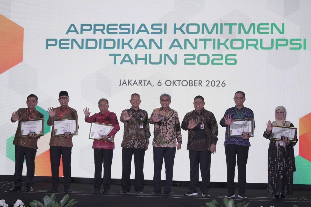 KPK RI Ganjar Penghargaan Kepada Bali Dinilai Teraktif Dukung SPI Pendidikan 2026
