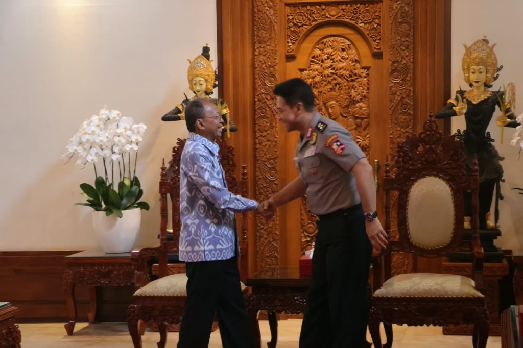 Mantan Kapolda Bali Pamitan ke Jayasabha, Gubernur Koster Apresiasi Soliditas Pemprov dan Kepolisian