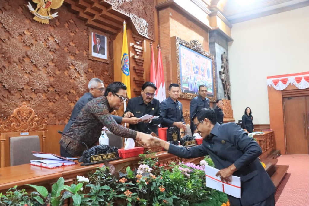 Bahas Lima Ranperda dalam Sidang Paripurna, Pemkot dan DPRD Denpasar Perkuat Sinergi