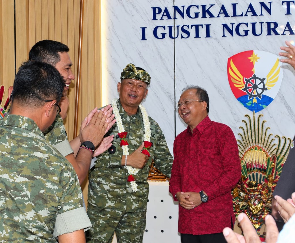 Gubernur Koster Sambut Pangdam IX/Udayana Mayjen Putra Widiastawa, Perkuat Sinergi Jaga Bali