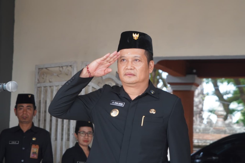 Bupati Kembang Hartawan Pimpin Apel Sumpah Pemuda ke-98, Tekankan Pentingnya Karakter Patriotik dan Berempati