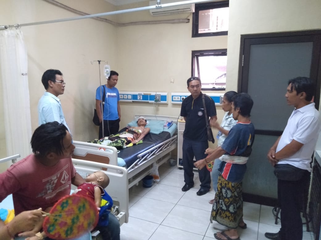 Dokumentasi dari - Juliantara Menderita Penyakit Misterius?