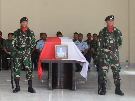 Dokumentasi dari - Gugur Tugas, Kasdam IX/Udayana Sambut Jenazah Putra Terbaik Bima 
