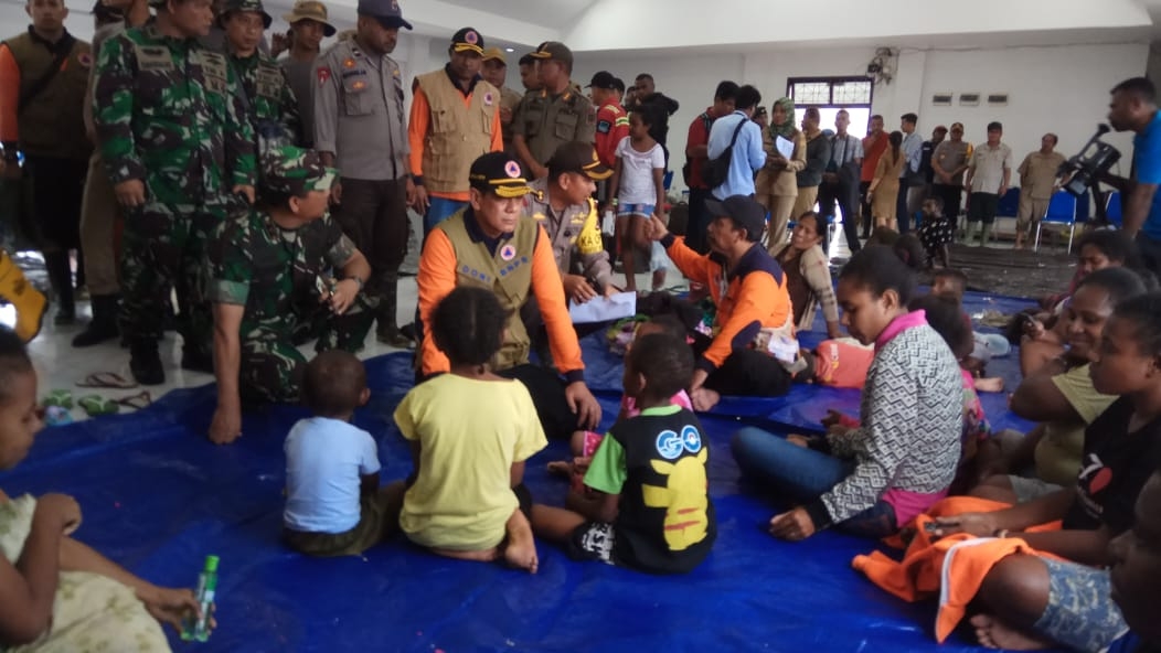 Dokumentasi dari - Korban Banjir Bandang Sentani Bertambah Jadi 104 Tewas, 160 Luka, dan 79  Hilang