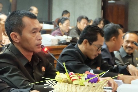 Dokumentasi dari - Suastrawan : Soal Sentilan Dewan Adanya Indikasi Interpensi ASN, Laporkan Saja ke Bawaslu