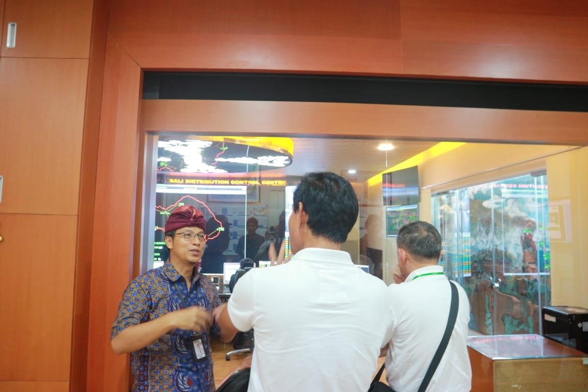 Dokumentasi dari - PLN UP2D Bali Kenalkan SmartDAS kepada Peserta CIGRE AORC 2019