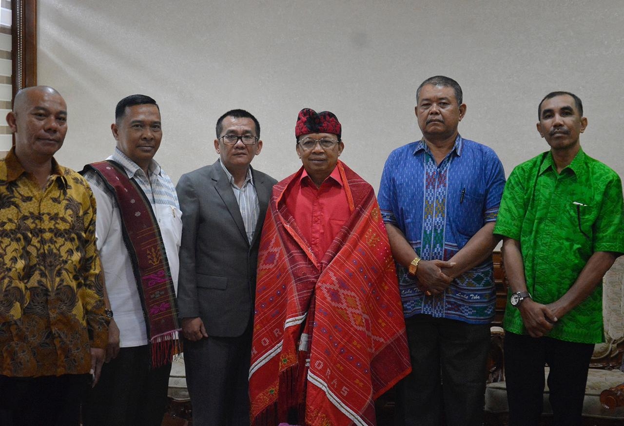 Dokumentasi dari - Bali Ingin Terdepan dalam Pengamalan Bhinneka Tunggal Ika