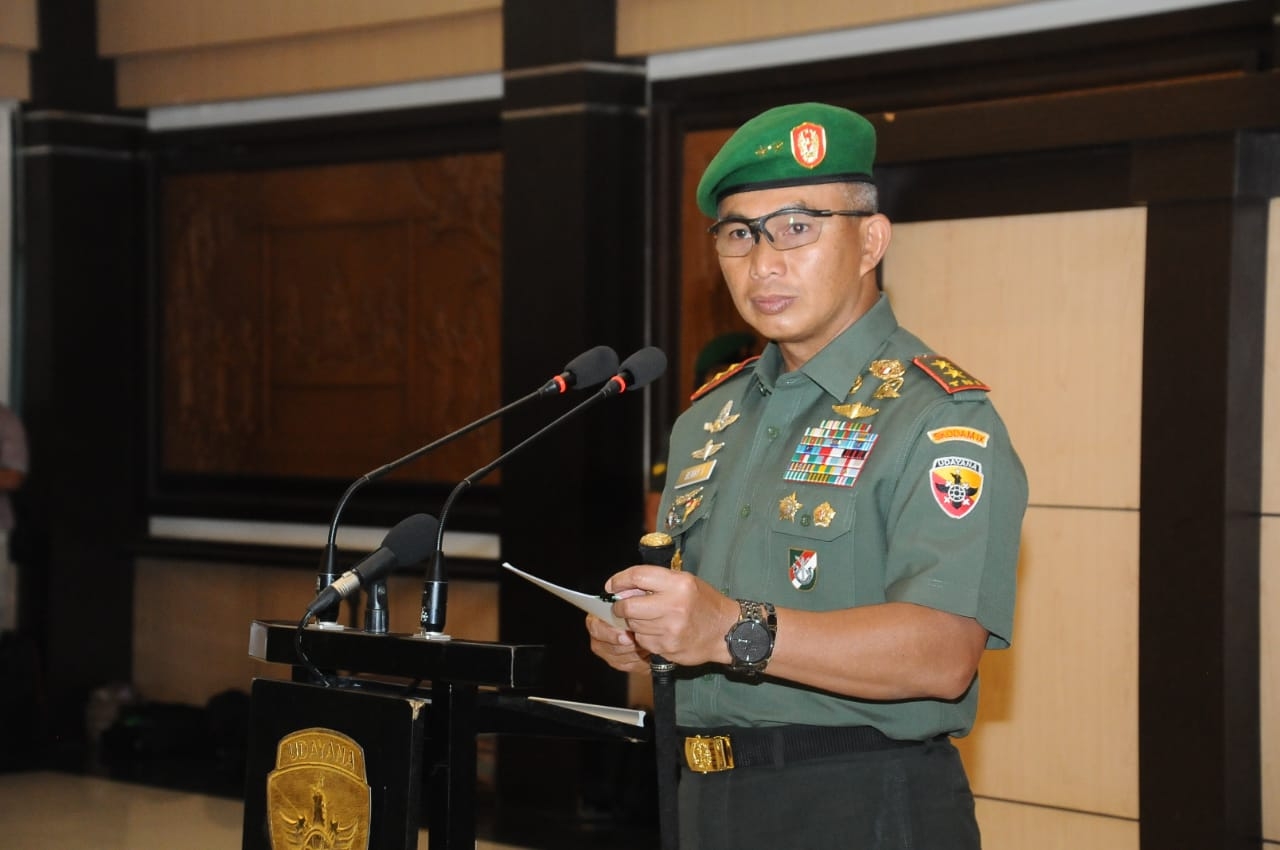 Dokumentasi dari - Pangdam Udayana: Kenaikan Pangkat  Bukan Suatu Hak 