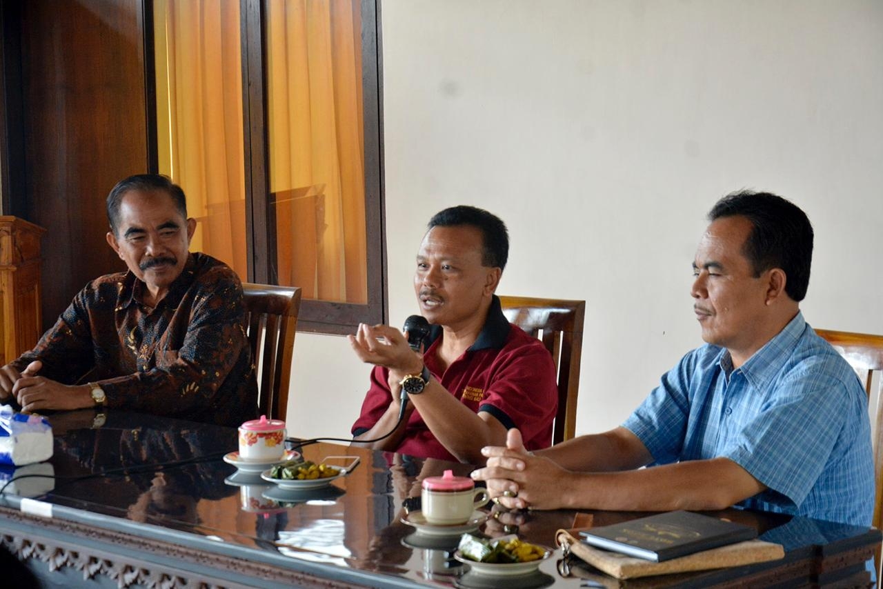 Dokumentasi dari - Tinjau  UPT BIBD  Bali, Sekda Dewa Indra Dorong Pelestarian Plasma Nutfah Sapi Bali 