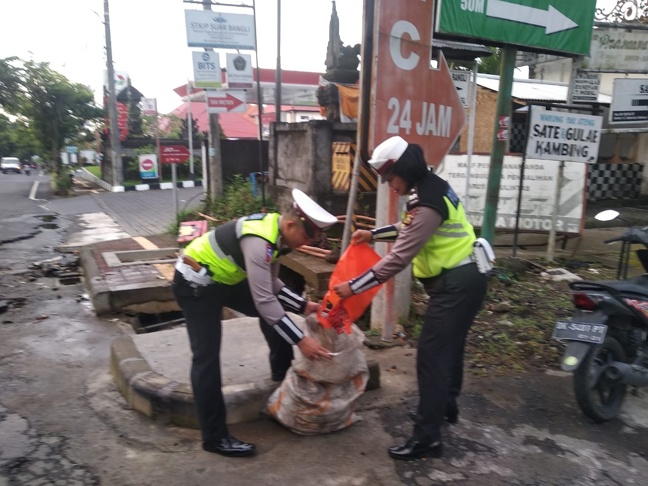 Dokumentasi dari - Lingkungan Bersih Makan pun Enak