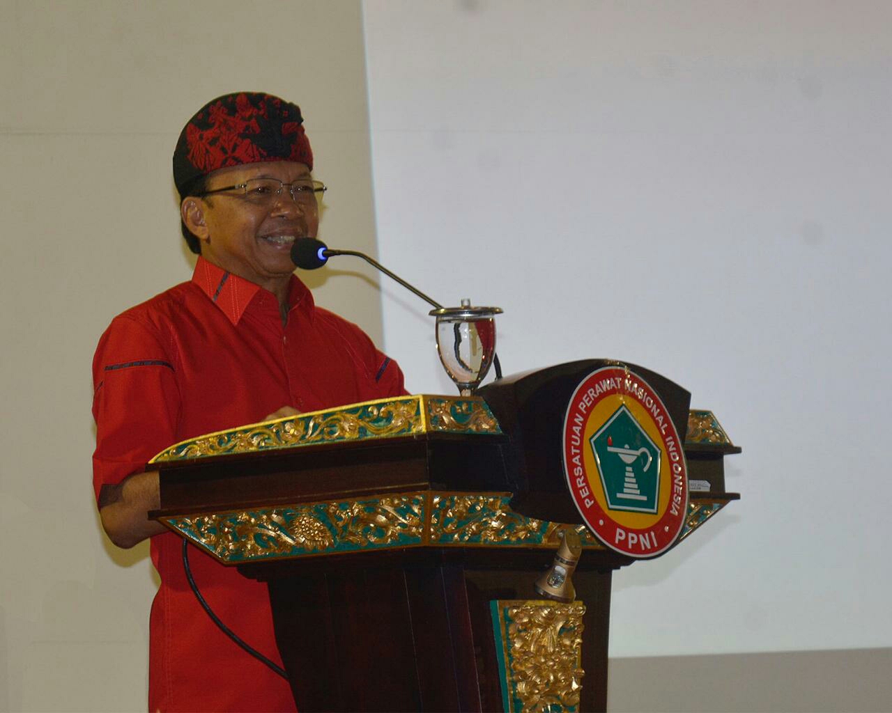 Dokumentasi dari - Agar Bisa Bersaing, Koster Dukung Sertifikasi Kompetensi Perawat Lulusan Bali
