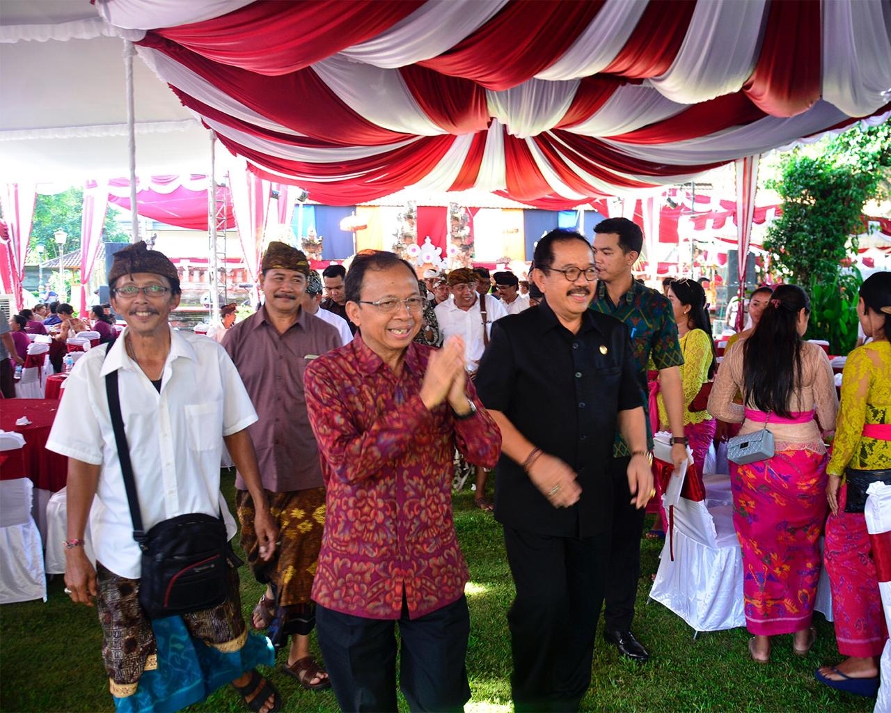 Dokumentasi dari - Koster: Perda Desa Adat Dukung Kedudukan LPD