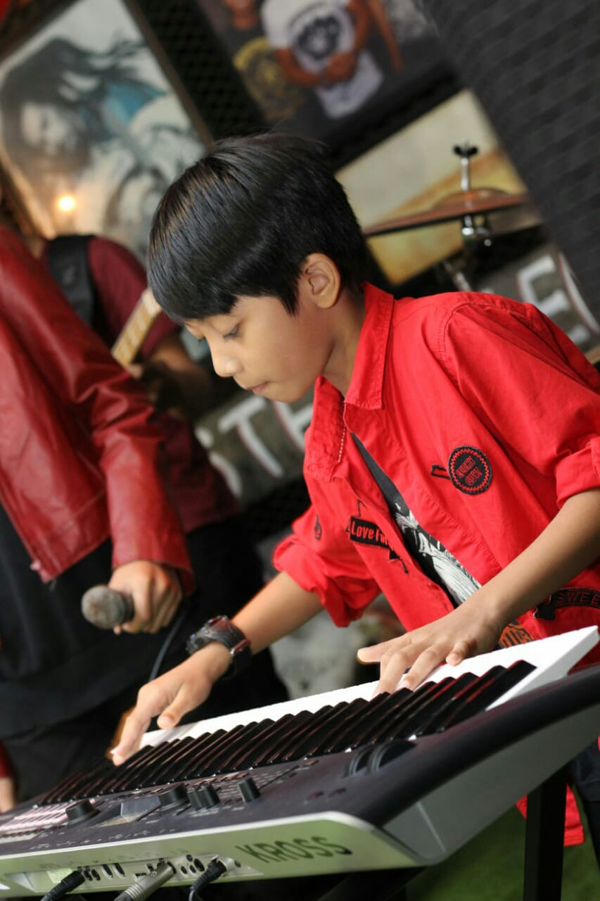 Dokumentasi dari - Sakti Asah Bakat Piano, Orang Tuanya Inginkan Tampil Satu Band