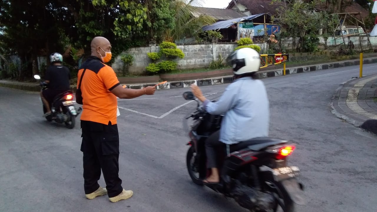 Dokumentasi dari - Kegiatan Bandara Ngurah Rai Normal, Walau Gunung Agung Erupsi dan Ada Hujan Abu 
