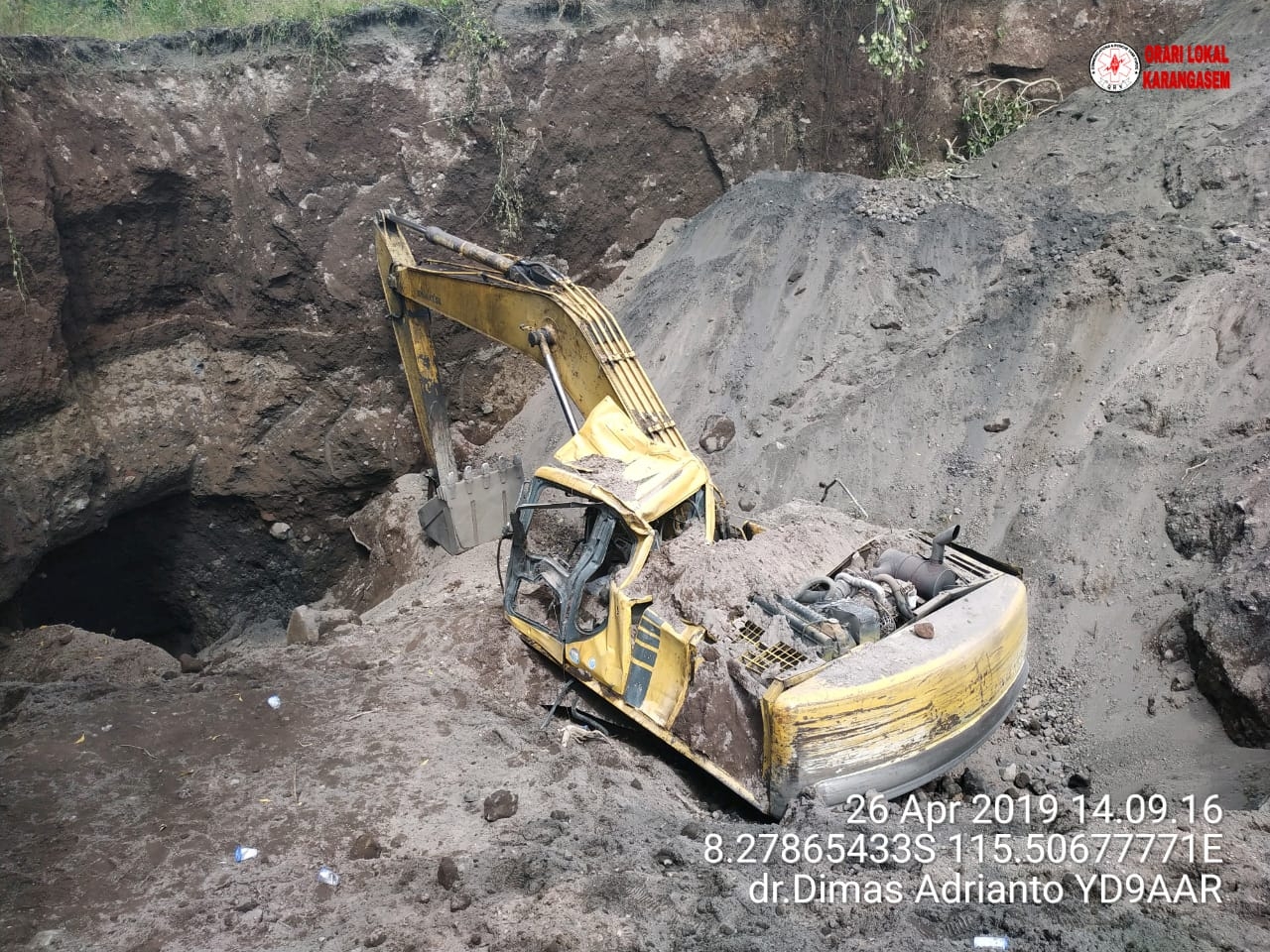 Dokumentasi dari - Tewas Tertimbun Tanah Longsor di Galian C Desa Ban Kubu Karangasem