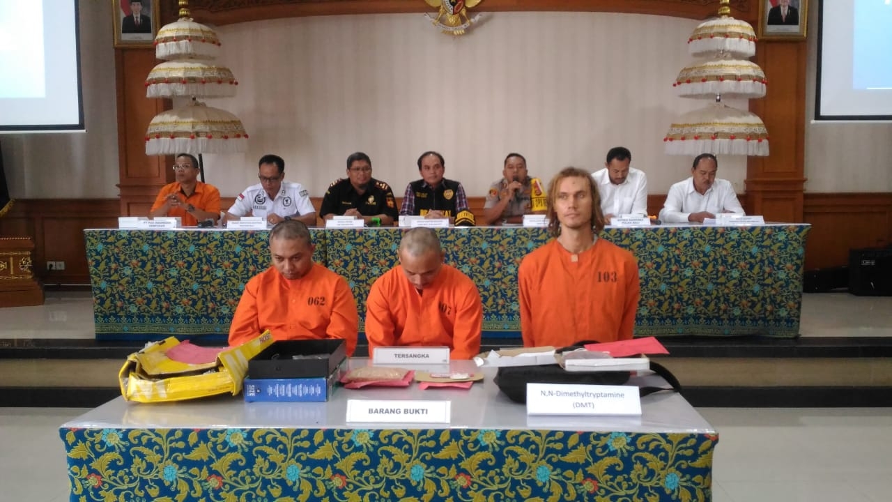 Dokumentasi dari - Bea Cukai Gagalkan Penyeludupan Narkotika Melalui Kantor Pos Besar Denpasar