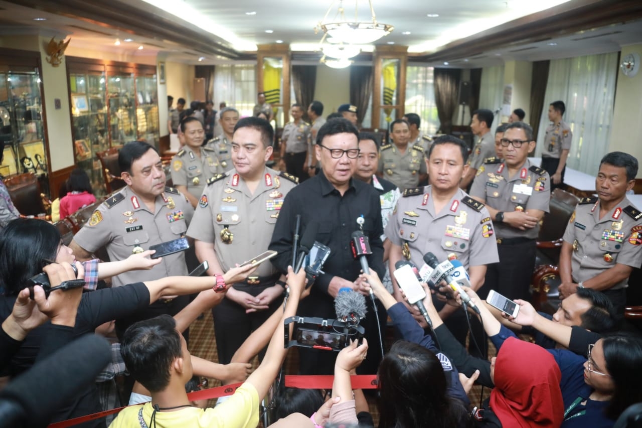 Dokumentasi dari - 22 Anggota Polri,  300 KPPS dan Bawaslu Gugur dalam Tugas Pemilu Serentak 2019