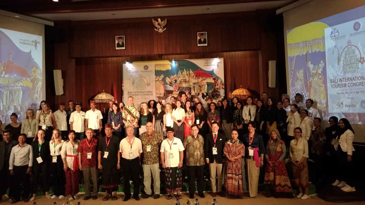 Dokumentasi dari - Benahi Infrasruktur, STPND Datangkan “Artis” Pariwisata Dunia